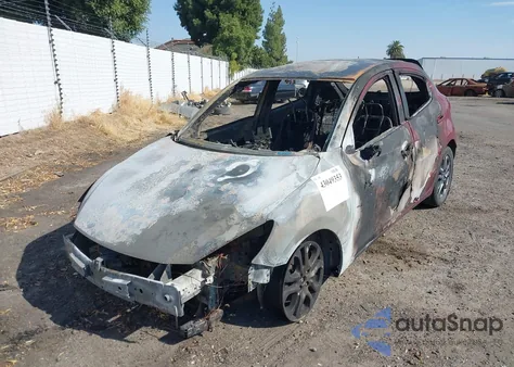 2020 Toyota Yaris Le from USA, damaged, VIN 3MYDLBJV9LY700139